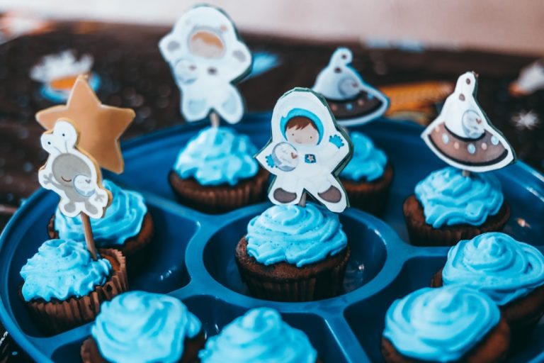Space cakes : durée des effets et ce que vous devez absolument savoir
